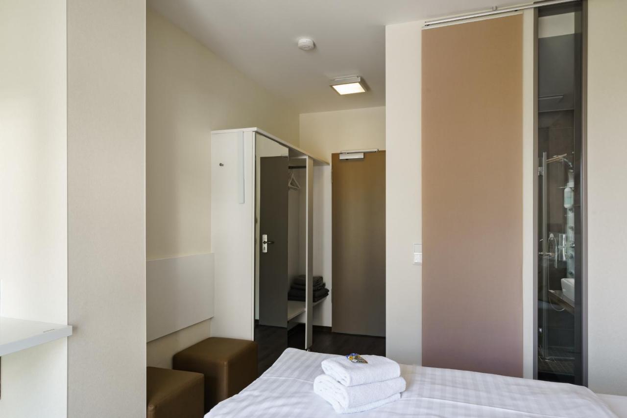 Radlon Fahrrad-Komfort-Hotel Waren  Ngoại thất bức ảnh