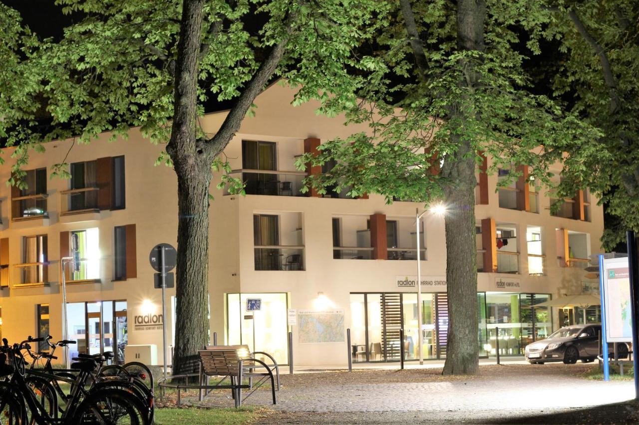 Radlon Fahrrad-Komfort-Hotel Waren  Ngoại thất bức ảnh